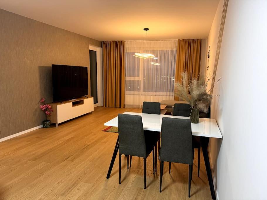 Danubius 1805 Apartment Bratislava Exterior foto